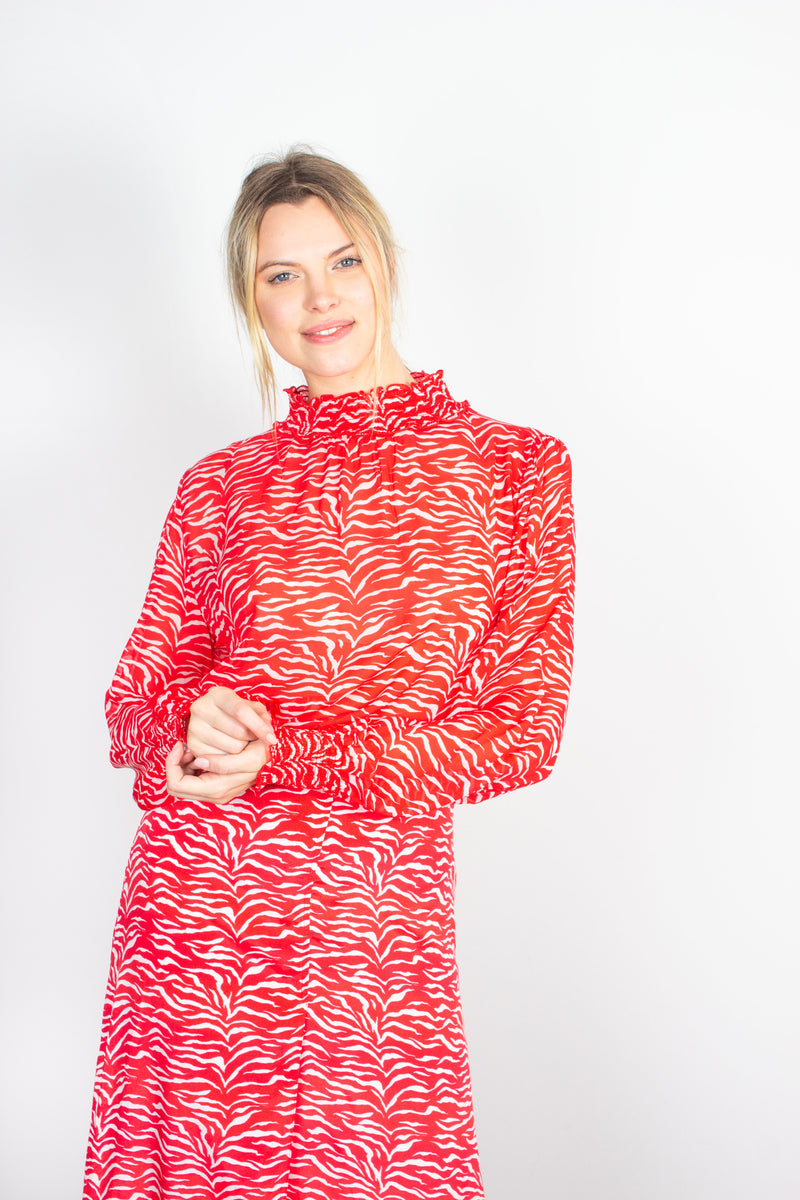 Tracy tiger-print red top